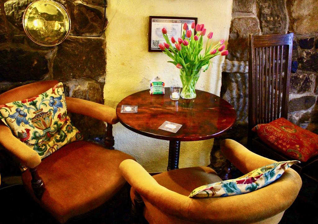 The Whitestonecliffe Inn Саттон Экстерьер фото