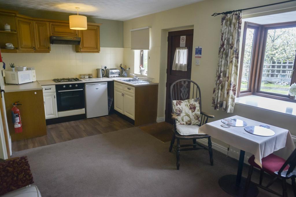 The Whitestonecliffe Inn Саттон Номер фото